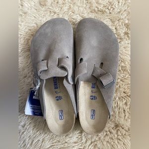 NIB - Birkenstock Boston Stone Coin